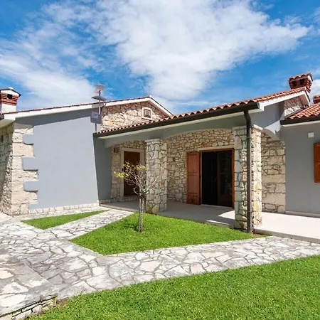 Lilium Comfortable Holiday Villa Polje Cepic