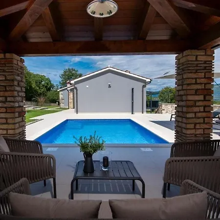 Lilium Comfortable Holiday Villa Polje Cepic