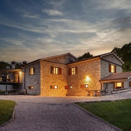 Lilium Comfortable Holiday Villa Polje Cepic